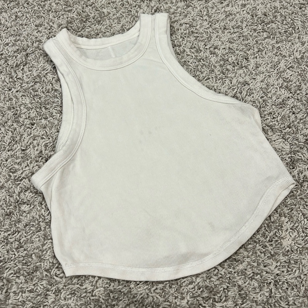 lululemon cropped tank